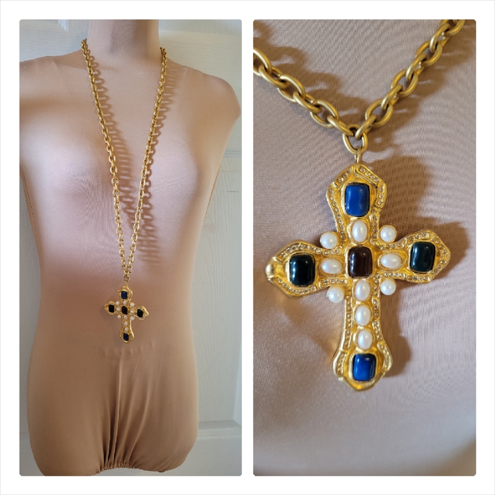 Ivana trump cross necklace/brooch